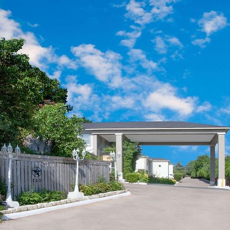 Days Inn By Wyndham Suites Fredericksburg Buitenkant foto
