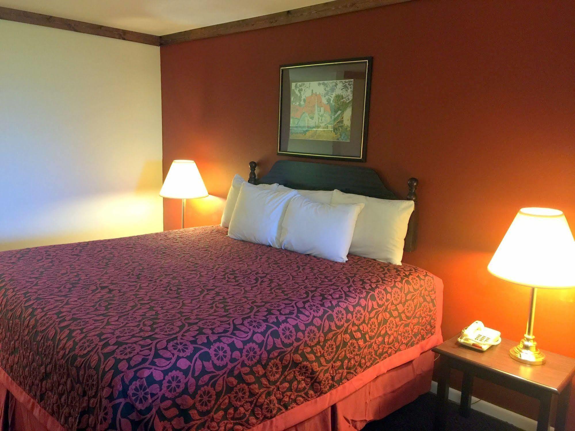 Days Inn By Wyndham Suites Fredericksburg Buitenkant foto
